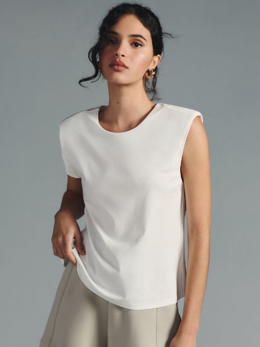 By Anthropologie
Structured Sleeveless Cream Shoulder-Pad Shell Top